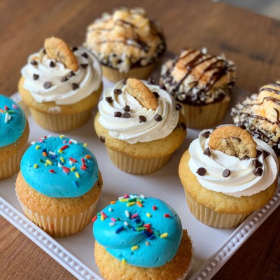 Molly's Cupcakes Closeup Variety
