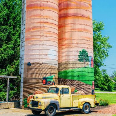 Barn-N-Bunk Farm Market, Trenton Ohio