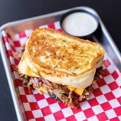 Garlic Toast Grilled Cheese, Brent's Smokin' Butts & Grill