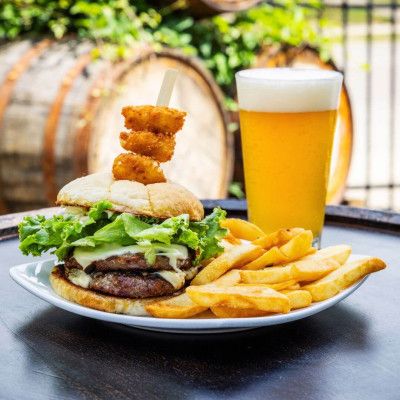 Broken Barrel Bar & Grill, Middletown Ohio
