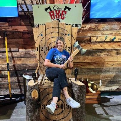 Class Axe Throwing, West Chester Ohio