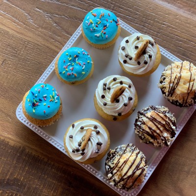 Molly's Cupcakes Overhead Variety