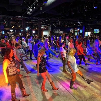 Line Dancing, Lori's Roadhouse Ohio