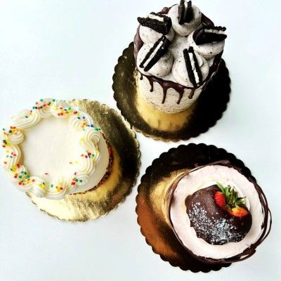 Signature Cakes at Luke's Custom Cakes Ohio