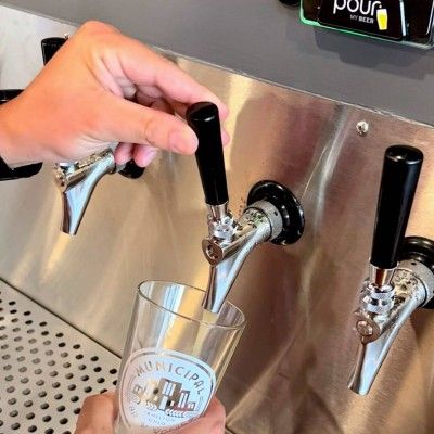 Self-Pour Taproom, Pour House Hamilton Ohio