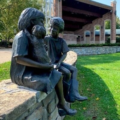 Puppy Love, Fairfield Sculpture