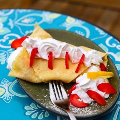 Strawberry Fields Crepe, The Cracked Pot