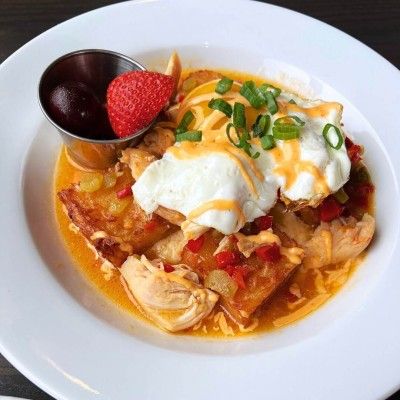 Chicken Hash, Toast & Berry