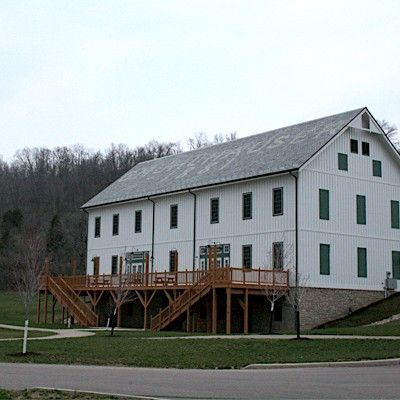 Muhlhauser Barn from afar