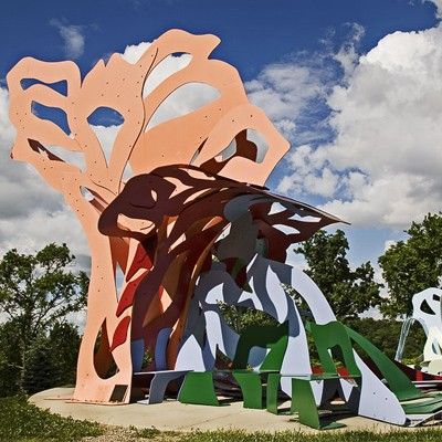 Pyramid Hill sculpture