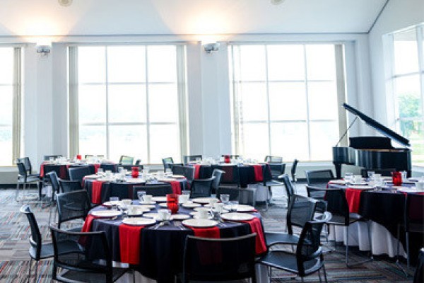 Image file FittonCenterVistaRoom0_fac7e218-5056-a36a-09c345ba06ba4e11.jpg