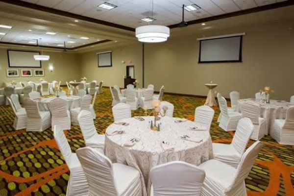 Content image Image file Hilton-Garden-Inn-Banquet-bef14d5d5056a36_bef14e5a-5056-a36a-0941f2a0a015aeec.jpg