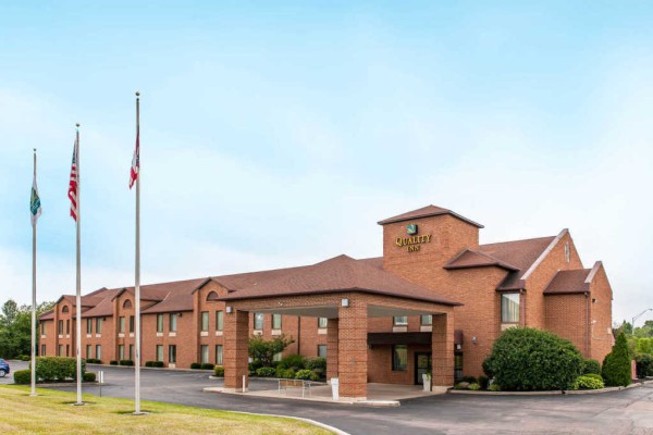 Content image Image file Quality-Inn-West-Chester-Exterior-cbbdb8685056a36_cbbdb973-5056-a36a-09d6bcf07908fc6d.jpg