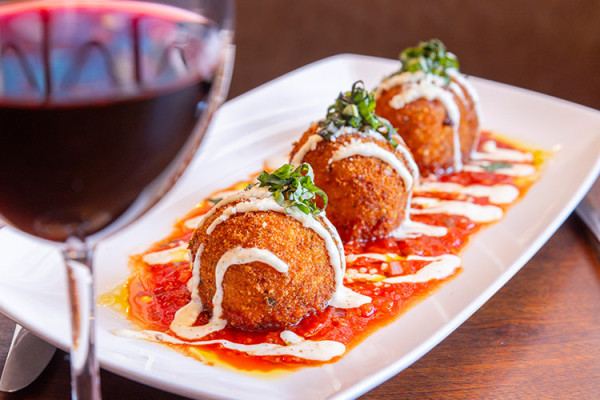 Image file carusosmeatballs_1649EF21-E1DF-F9DC-D6D2E7B7028959CA-1649ee31c1312eb_1649f5fc-d8f6-908e-b438f6ee2919fcb9.jpg