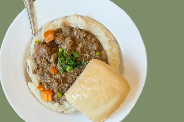 Image file dinglehouseshepherdspie_8579B4D9-5056-A36A-099A4EFB119B2FC6-8579b2fb5056a36_8579bc3b-5056-a36a-093c97138b4aa390.jpg