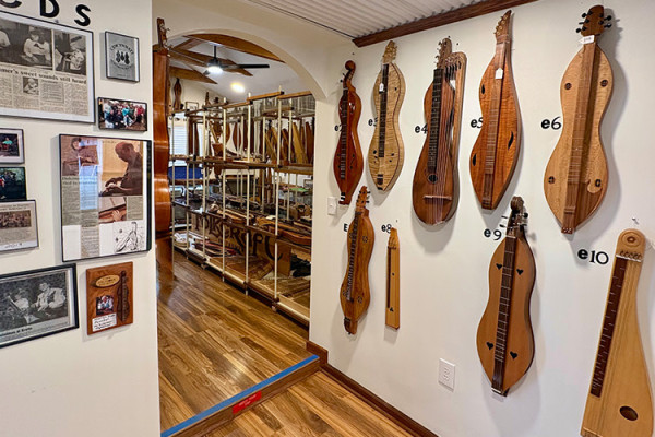 Image file dulcimermuseumtrenton_ABE8FA9F-DB77-D2DB-808821B6A849CD8D-abe8f85cf85df5a_abe9008d-b1b0-2ab4-79ac17f7ee11594c.jpg