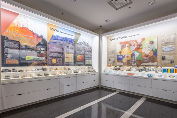 Image file karlelimper_1476E910-EC33-A10E-0ED3DC746909FC1A-1476e7dddf06a0c_1476f0ac-9efa-9598-3a14ce3f5fe09950.jpg