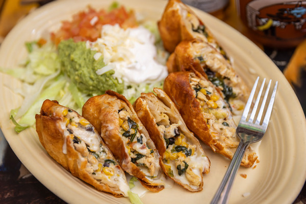 Image file lapinatafairfield_438FB72D-A73B-F685-9D464625AAB7B419-438fb65ae2b3de0_438fd610-06c7-d8a4-0e08834f874ca635.jpg