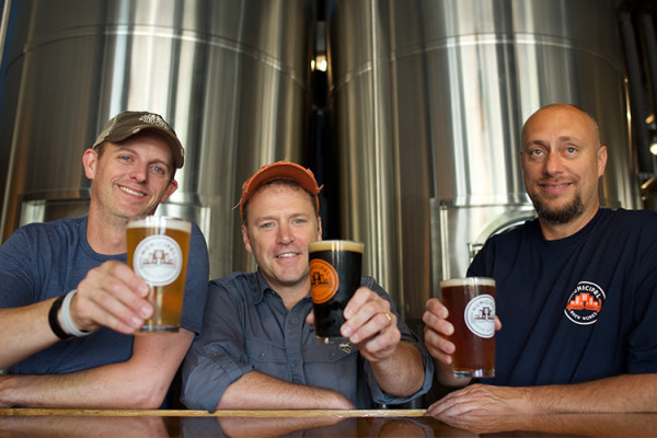 Image file municipalbrewworks_469B5E38-9A06-9F27-E007CCC5B6DC8710-469b5c36cd117c6_469b649e-f2d3-9ef2-71b8042850e5d478.jpg