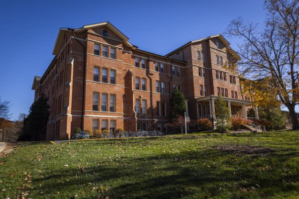 Image file BA4A0212-2_E9782104-DB49-54CB-A3E24AA008FE4631-e97815b9e539da6_e97885de-995d-953c-4b005bd9a94ba781.jpg