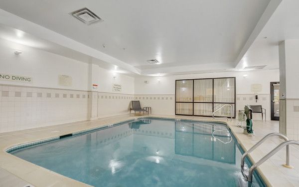 Image file CourtyardCincyNorthPool_1946EDF7-A5FE-EFC6-69FBB0A25870BFCD-1946eb56b9844ba_1946f470-c2df-65a0-8eb7a03df46bea85.jpg