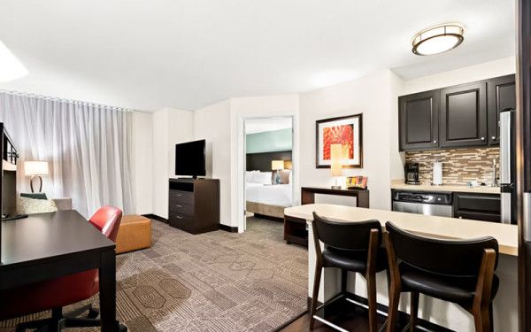 Image file StaybridgeSuitesGuestSuite_151690B0-A3BD-7220-4ABF0B1B1639C253-15168c480238c66_1516bdfa-d35f-0366-f9363e78736d2a98.jpg