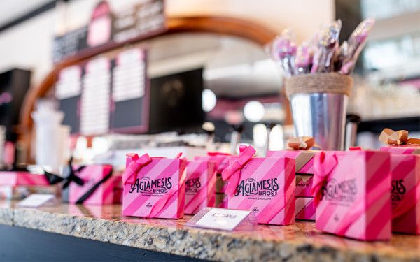 Image file aglamesischocolate_E1E88F25-B757-8D6A-0D0D92429AD6AE64-e1e88e729eaf5e0_e1e89514-0180-462a-5e59c3f1dc3b7ac9.jpg