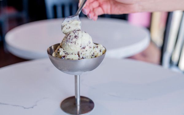 Image file aglamesisicecream_E1E63982-B875-09E6-2B3F3AC8308C6DA9-e1e638c3d684cdc_e1e63fe3-ecc5-1af7-c332dc8369b30b54.jpg