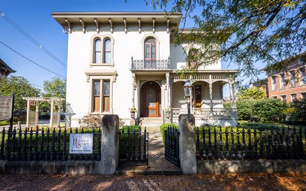 Image file butlercountyhistoricalsociety_E19D1E4E-EEB8-E8B6-2F803C180DF723BF-e19d1d3406fb1f3_e19d25c2-c288-3d1a-2bf09864637991f6.jpg