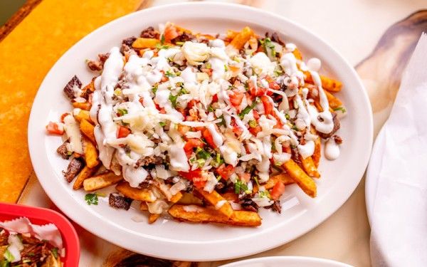 Image file frieslascazuelitasfairfield_54B0B89F-A13B-C33F-2B6A9F213F53F75E-54b0b7a9b774275_54b0c2da-d69b-826d-15726049cc959c5e.jpg