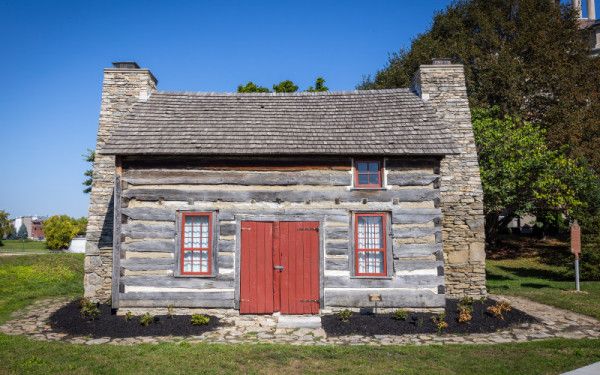 Image file monumentcabinhamilton_15D841CD-BB55-0BA4-669AC43DEA02F739-15d840b2e42d67a_15d8499d-faf4-4c45-2ff474d7e46384b6.jpg