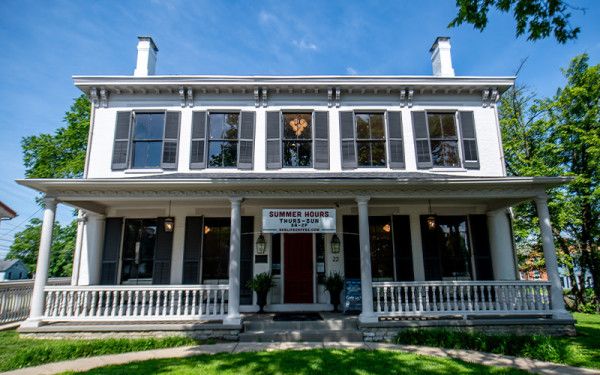 Image file uptownoxford_18202972-D054-ABD0-6A3757A896076805-18202848a520c11_182030ef-b4f2-308d-2f75331ff261b17a.jpg