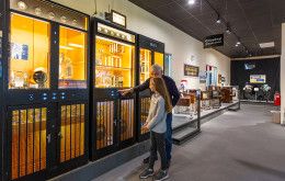 Image file VOAMuseum_18F15C6E-A5E0-F865-FD7A445009B66FB1-18f15ba0d25923e_18f1632a-d13f-b67e-08e3567ec5f9c2ad.jpg