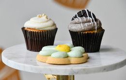 Image file lukescustomcakestreats_1D85F59A-5056-A36A-09DB8A9EBE27F4DF-1d85f4945056a36_1d85fcf2-5056-a36a-0952ff42ff1841e4.jpg