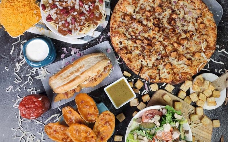 Image file pizzachef_4F4E884F-5056-A36A-09F4480B145EF051-4f4e7bf05056a36_4f4e93a5-5056-a36a-090a4bb262ac047c.jpg