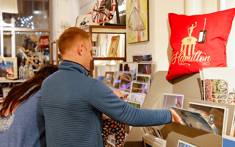 Image file straussgallery_B01B463E-D22C-7C61-AADF3A09D0E9273C-b01b42bffad7425_b01b62c4-e0d3-d844-fa10acb57c6bb488.png